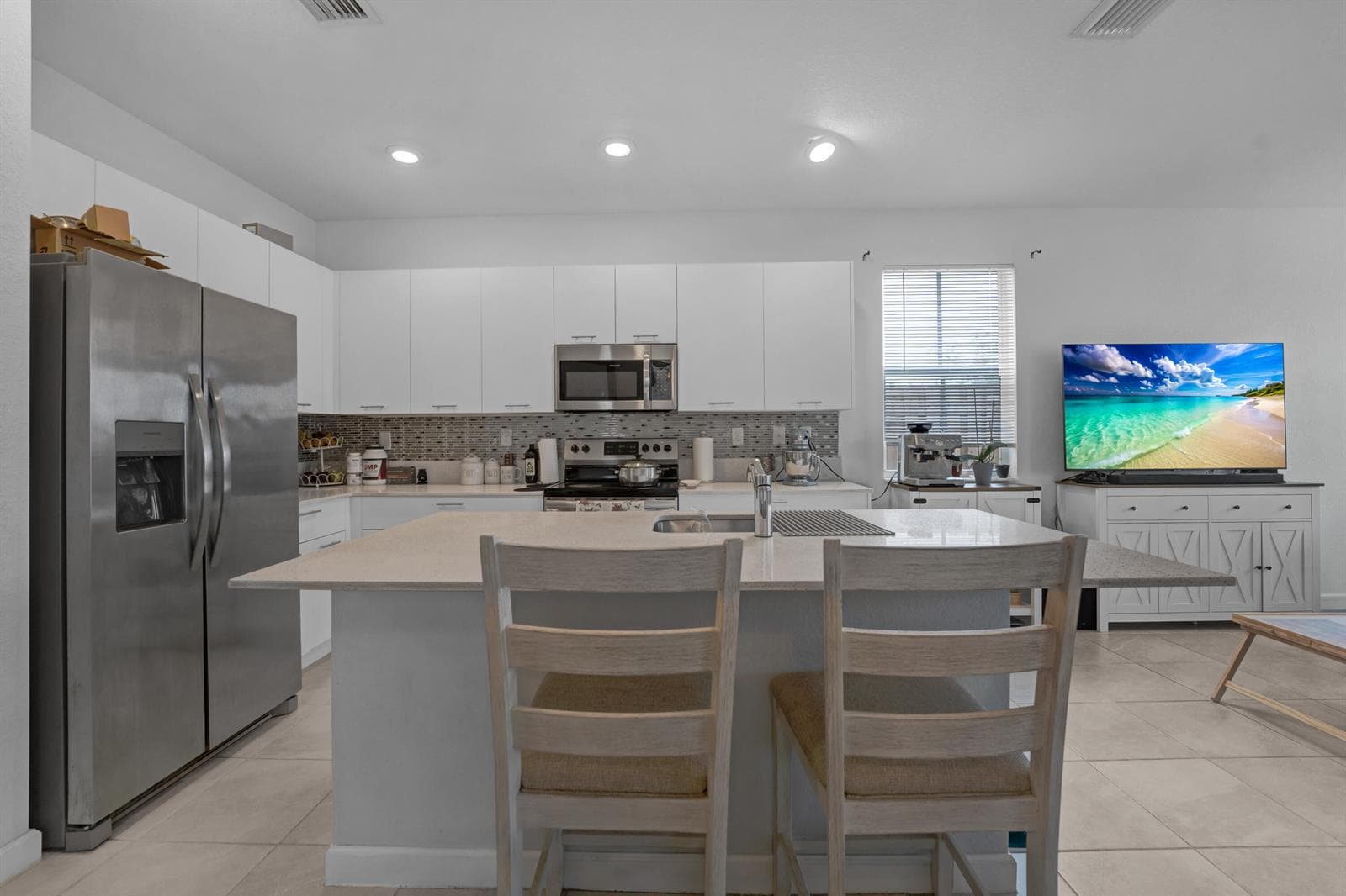2409 NW 131ST Circle, Miami, FL 33167 — zdjęcie 3