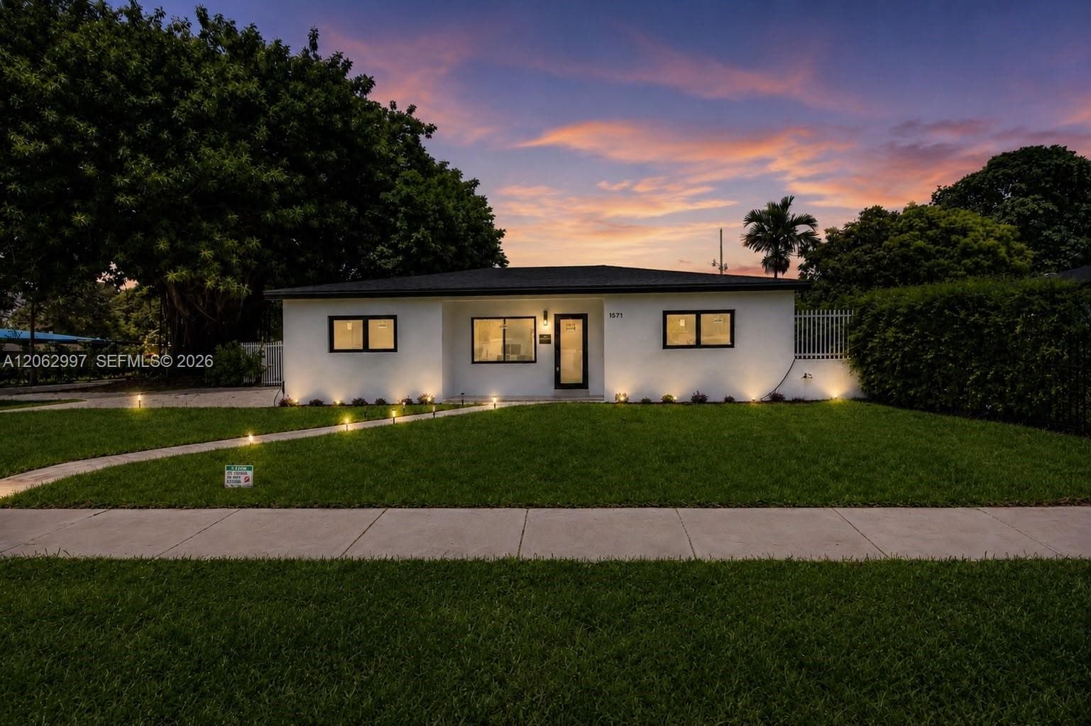 1571 NW 132nd St, Miami, FL 33167 — zdjęcie 4