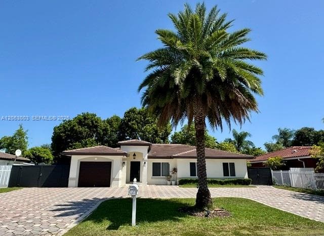 9845 NW 25th Ter, Doral, FL 33172