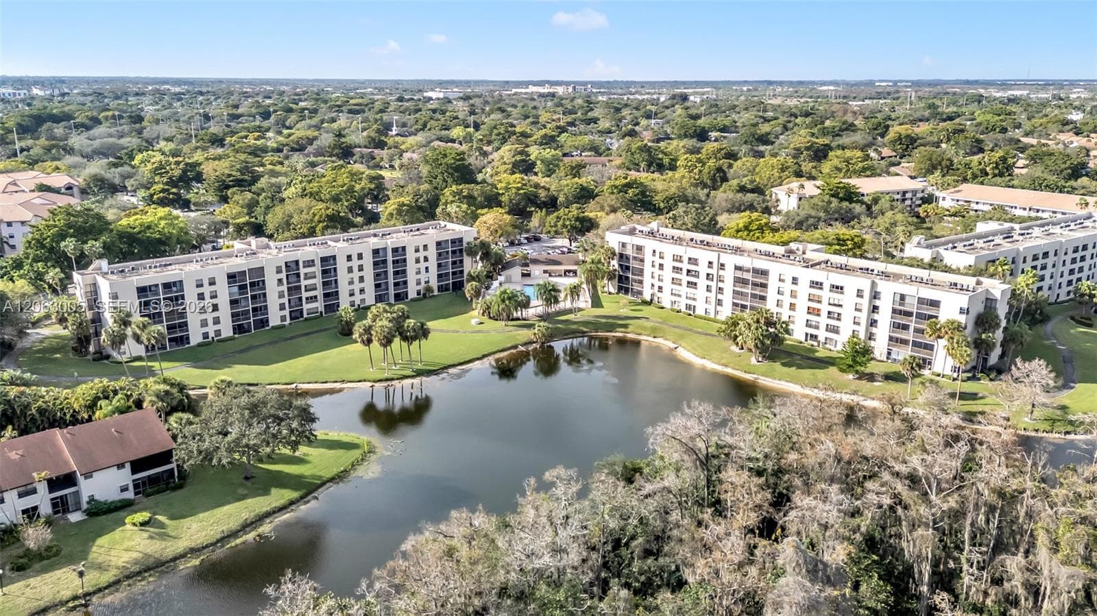 2900 NW 42nd Ave # A402, Coconut Creek, FL 33066 — zdjęcie 2