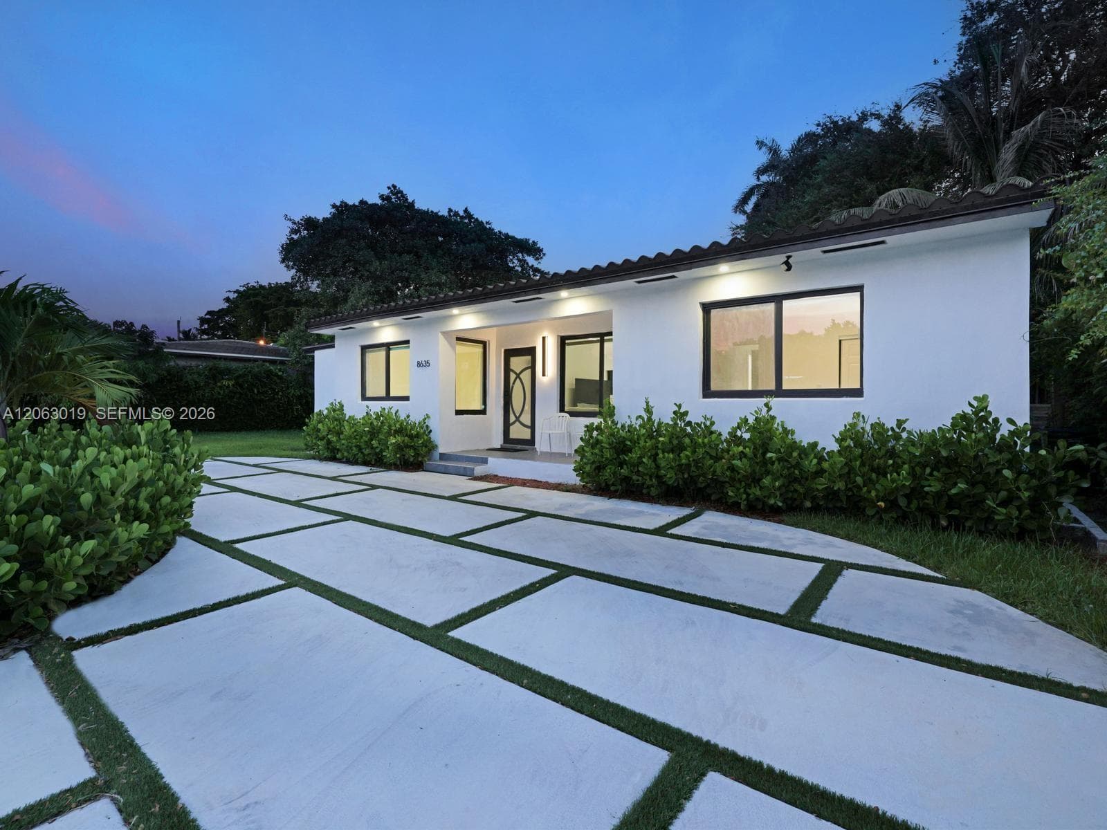 8635 N Miami Ave, El Portal, FL 33150 — zdjęcie 4