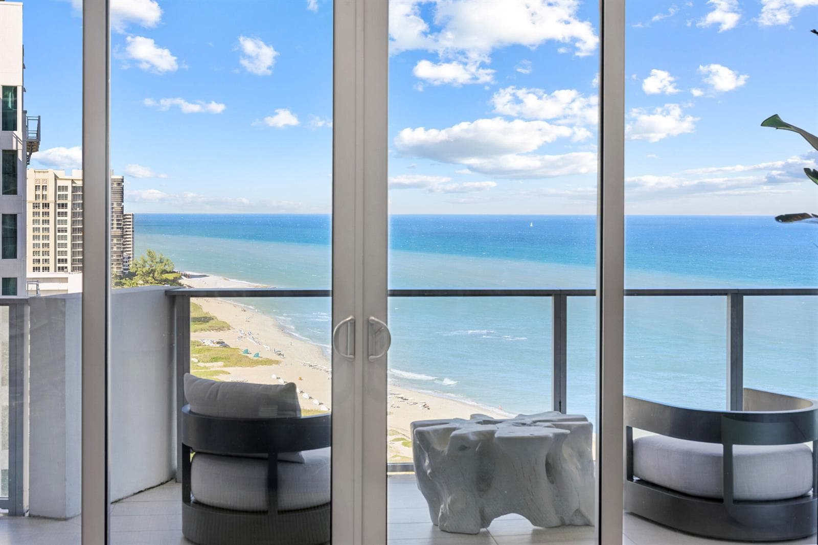 3100 N OCEAN Drive # H-1702, Singer Island, FL 33404 — zdjęcie 3
