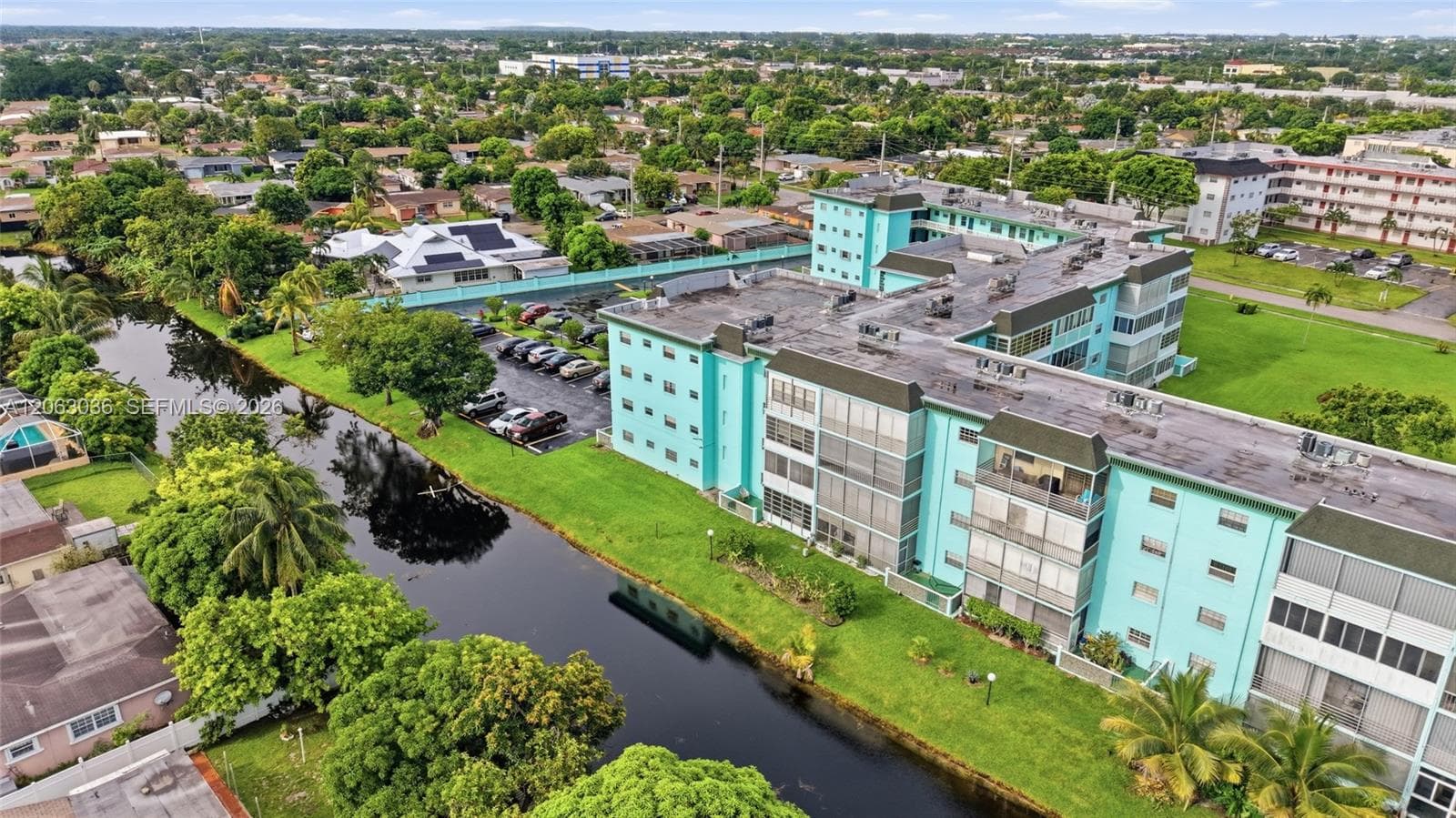 4141 NW 44th Ave # 217, Lauderdale Lakes, FL 33319 — zdjęcie 2