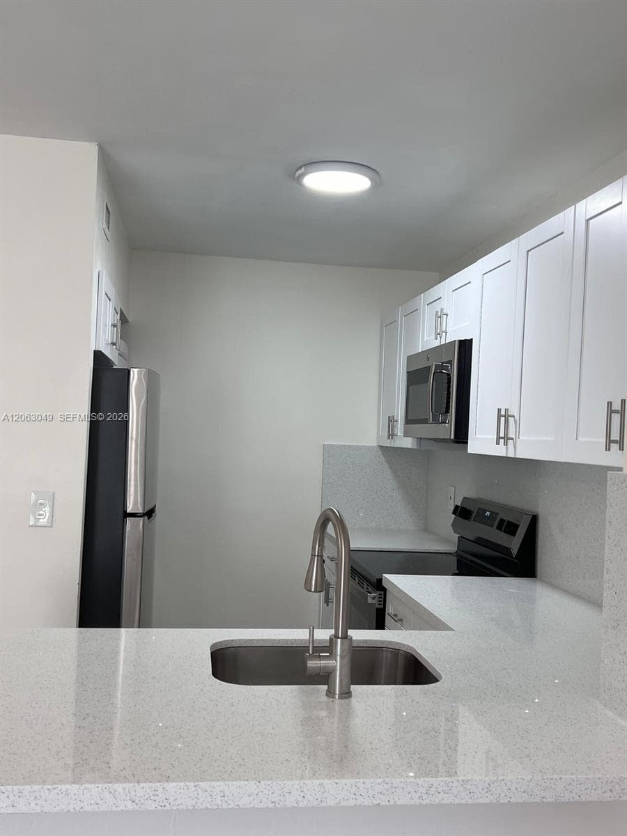 2685 W 66th St # 12-20, Hialeah, FL 33016 — zdjęcie 2