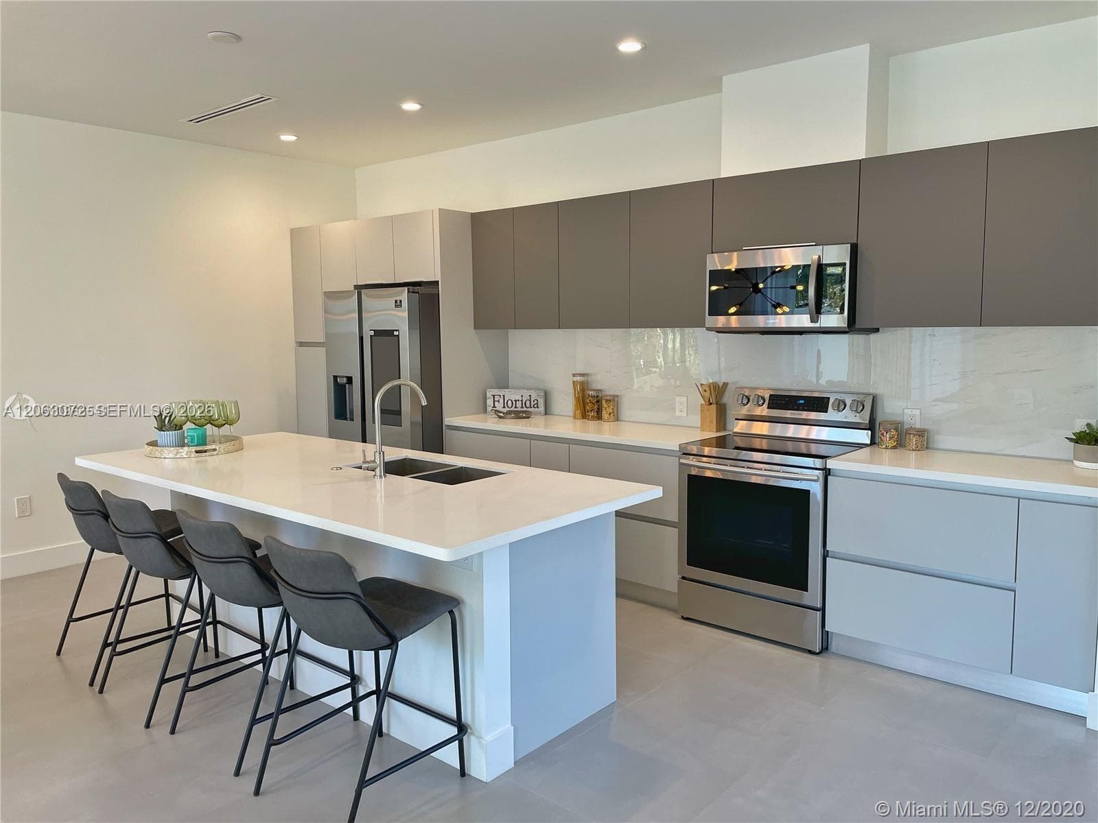 807 SE 14th St # 0, Fort Lauderdale, FL 33316 — zdjęcie 4