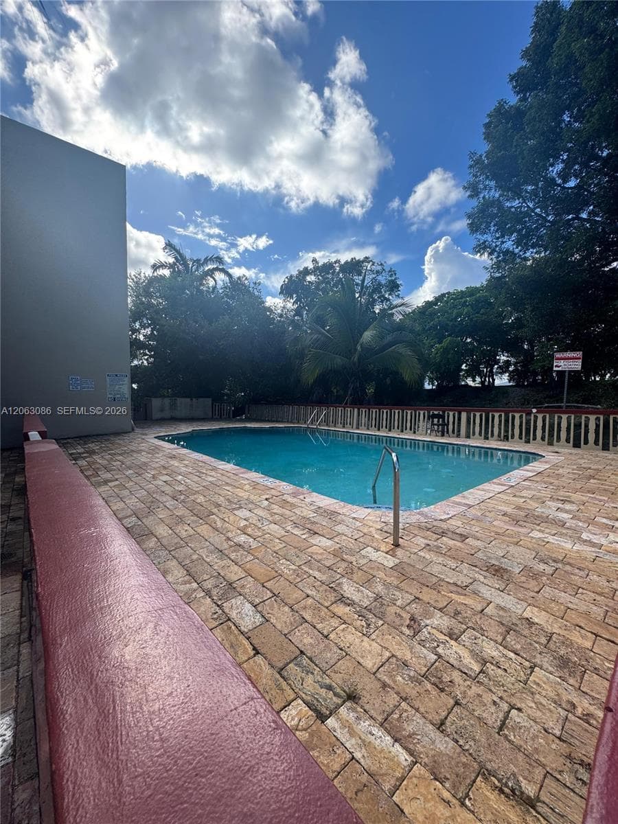 4265 NW South Tamiami Canal Dr # 1-214, Miami, FL 33126 — zdjęcie 2