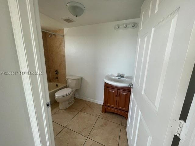 6315 SW 8th St # 605, Miami, FL 33144 — zdjęcie 4