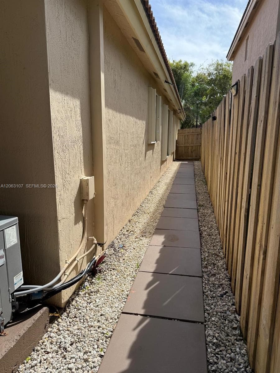 2065 SE 14th St, Homestead, FL 33035 — zdjęcie 3