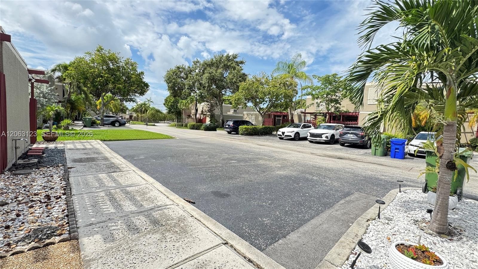 1151 Windward Dr # 1151, Pembroke Pines, FL 33026 — zdjęcie 3