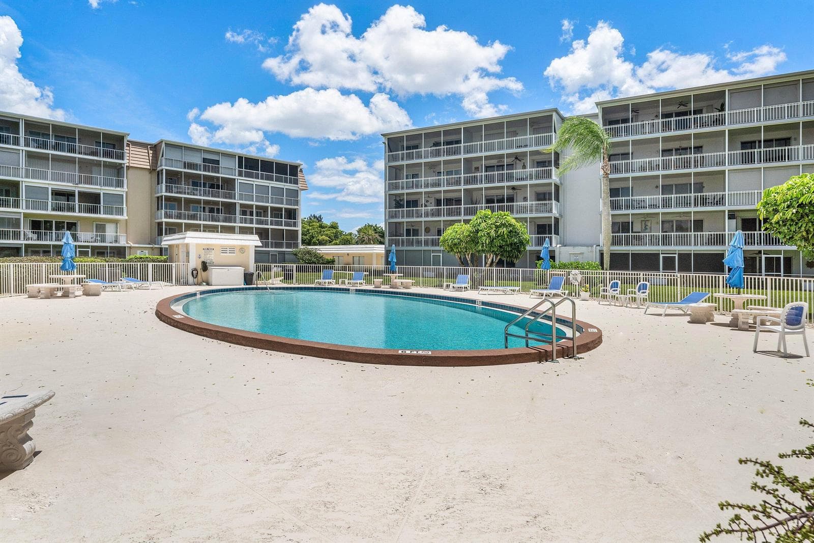 250 John F Kennedy Drive # 204, Atlantis, FL 33462 — zdjęcie 2