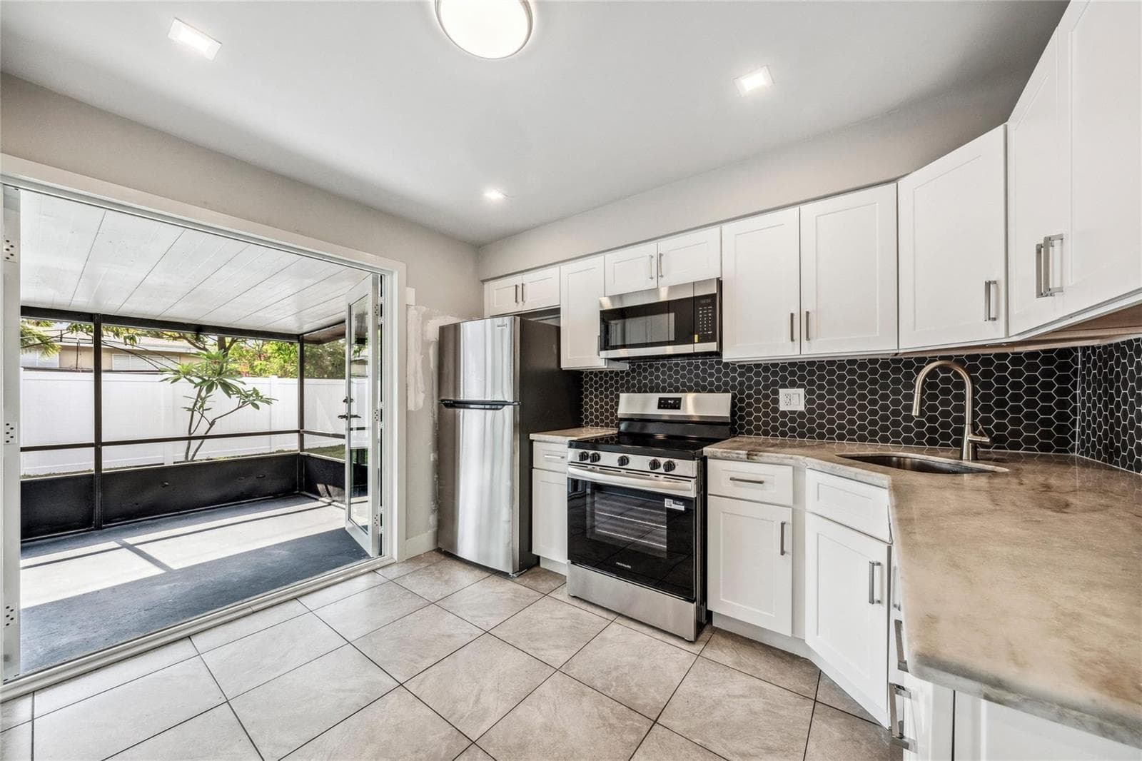 4800 NE 4th Avenue, Fort Lauderdale, FL 33334 — zdjęcie 5