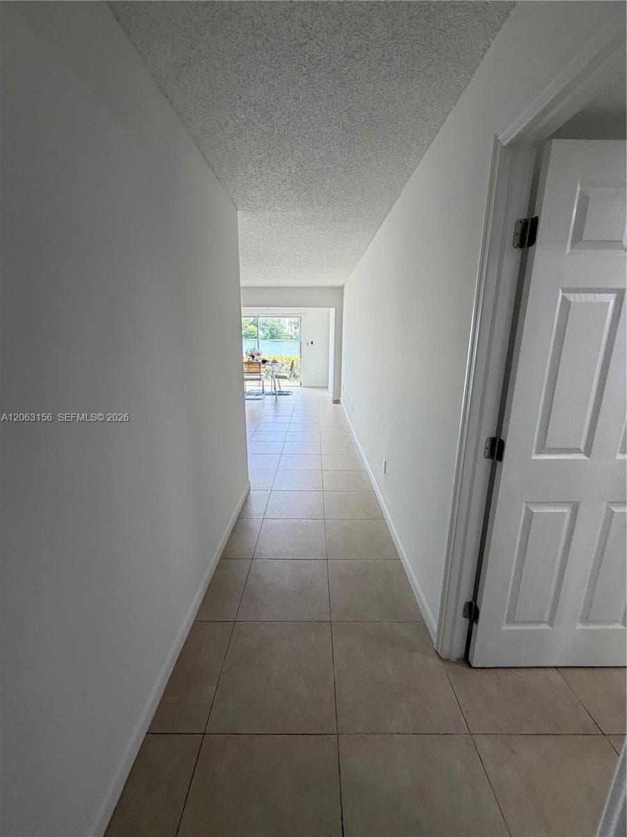 873 NE 195th St # 107, Miami, FL 33179 — zdjęcie 4