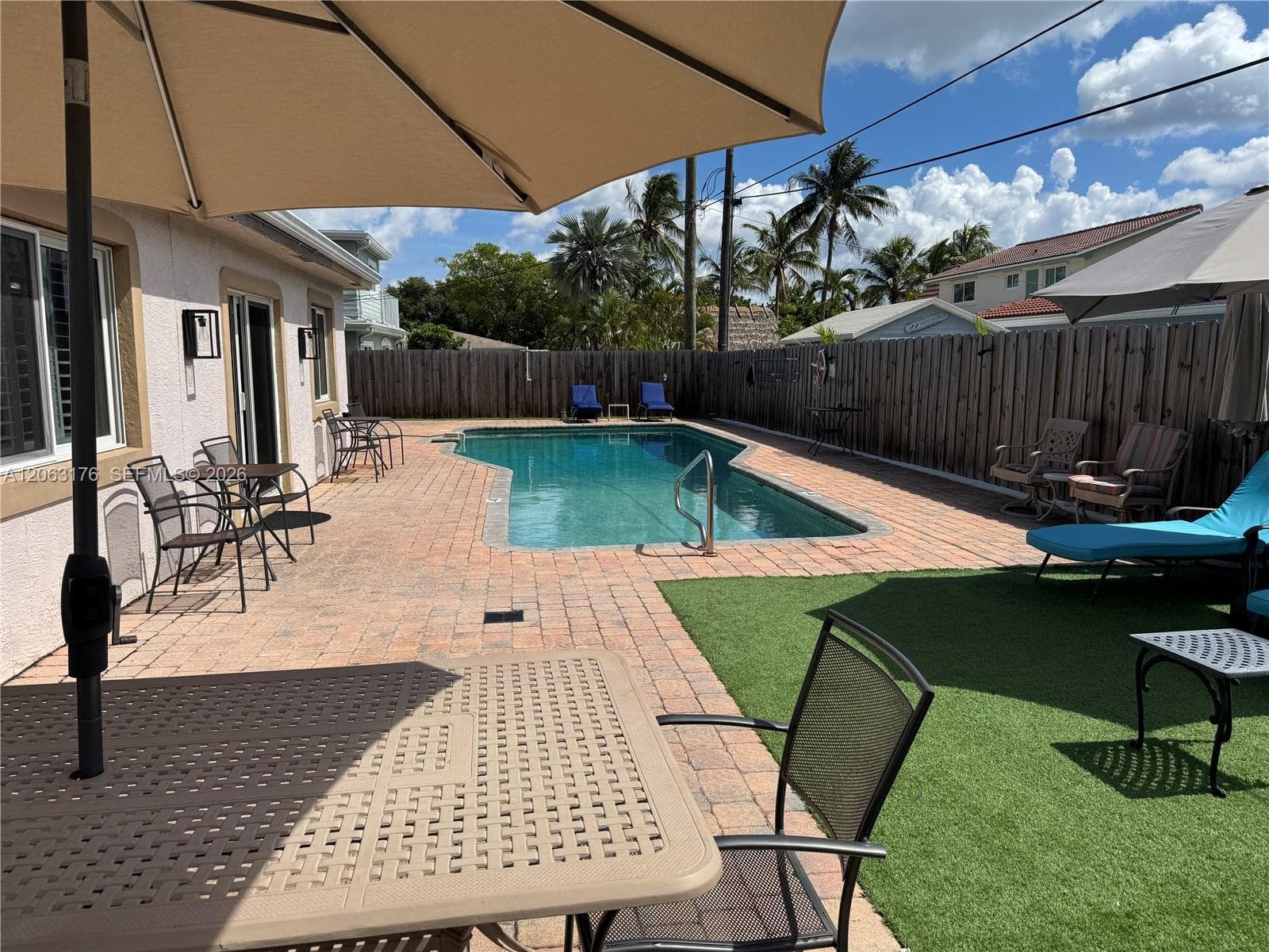 1660 NE 25th Ave, Pompano Beach, FL 33062 — zdjęcie 2