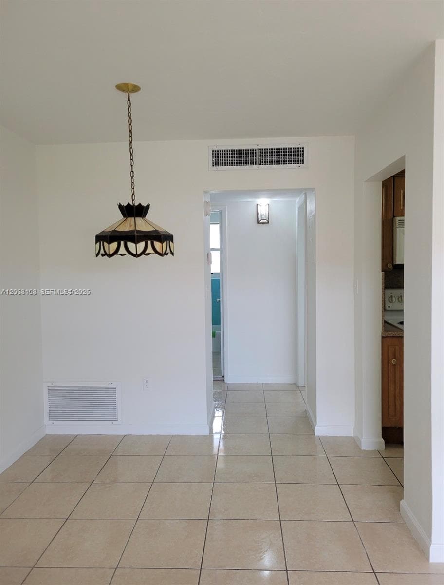 3881 W Flagler St # 305, Miami, FL 33134 — zdjęcie 2