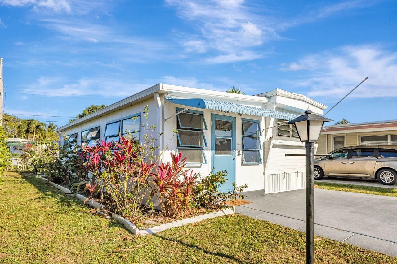14556 Glenview Drive, Delray Beach, FL 33445 — zdjęcie 2