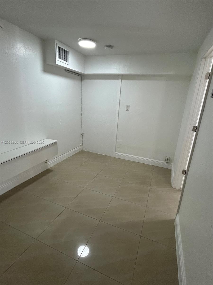 3760 NW 197th St # 2, Miami Gardens, FL 33055 — zdjęcie 4