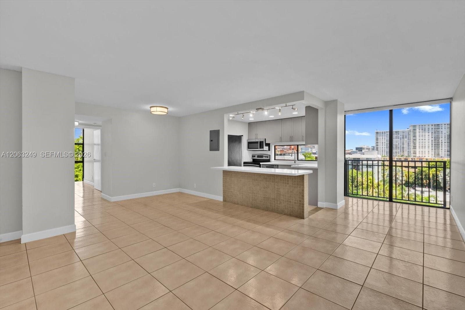 17021 N Bay Rd # 705, Sunny Isles Beach, FL 33160 — zdjęcie 4