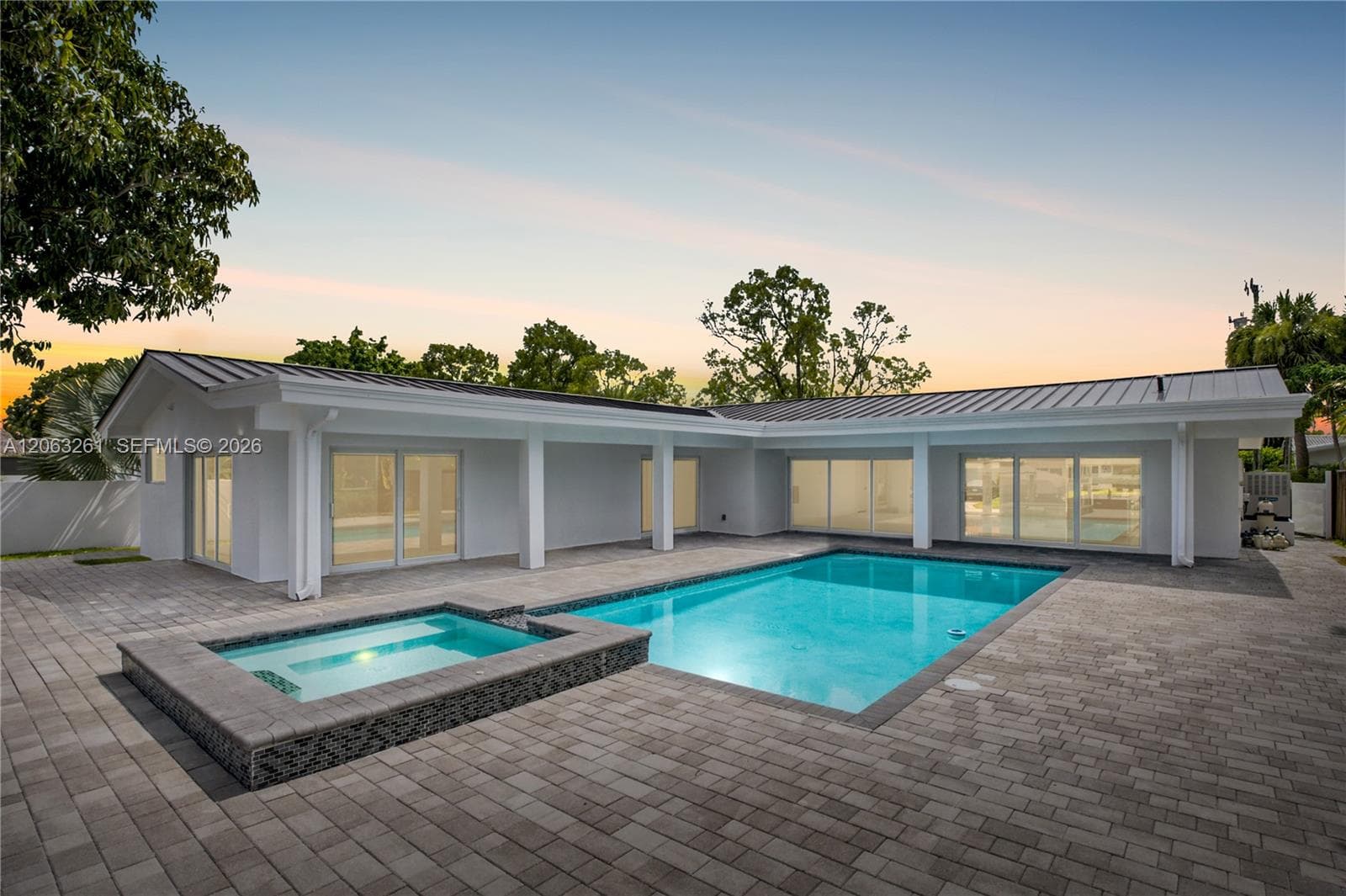 12810 Cyprus Rd, North Miami, FL 33181 — zdjęcie 2