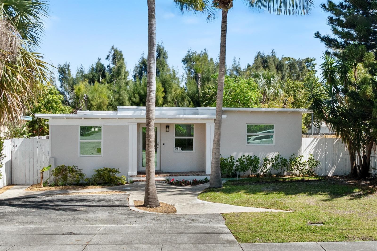 543 NE 3rd Avenue, Delray Beach, FL 33444 — zdjęcie 2