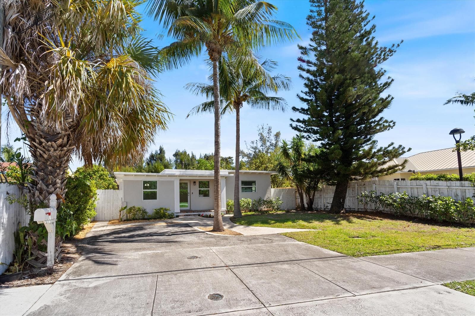 543 NE 3rd Avenue, Delray Beach, FL 33444 — zdjęcie 4