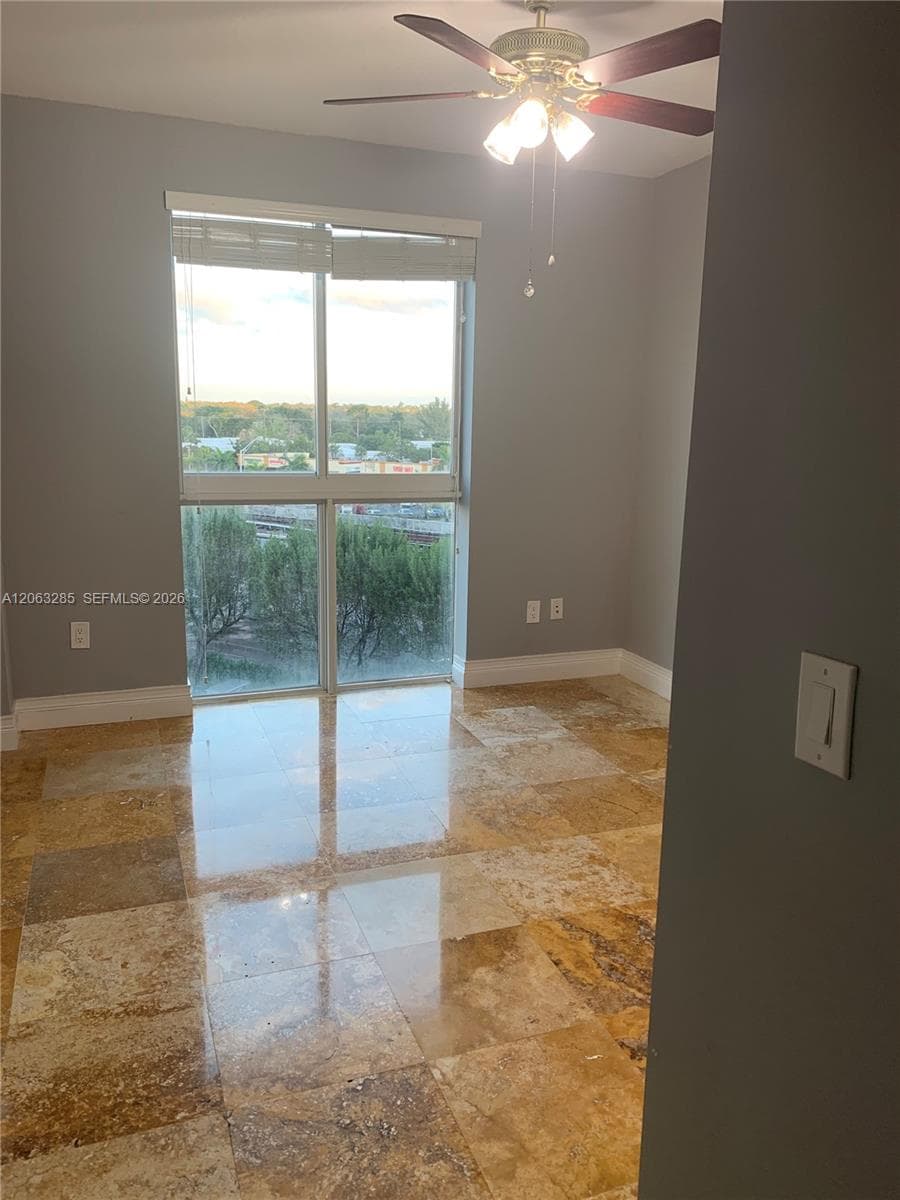7280 SW 90th St # 504, Miami, FL 33156 — zdjęcie 2