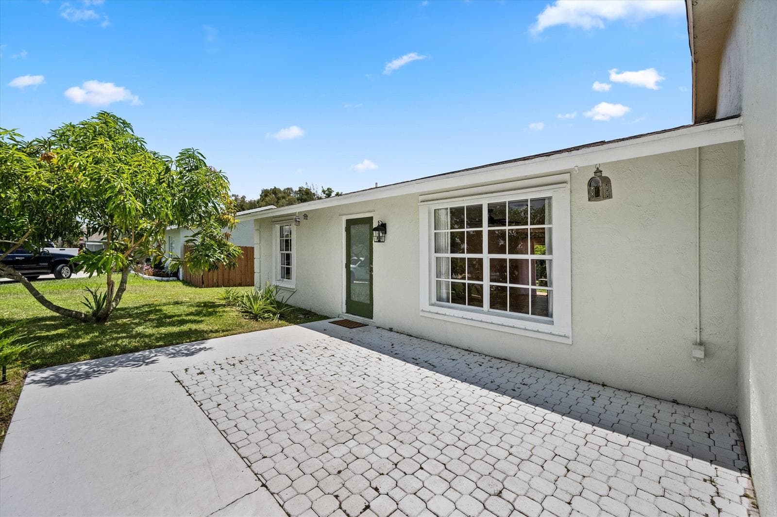 143 Bobwhite Road, Royal Palm Beach, FL 33411 — zdjęcie 2