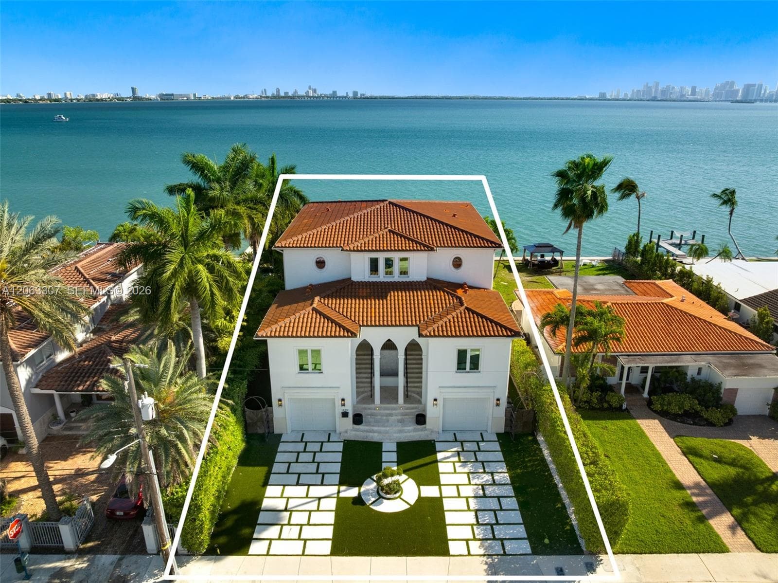 1460 S Treasure Dr, North Bay Village, FL 33141 — zdjęcie 3