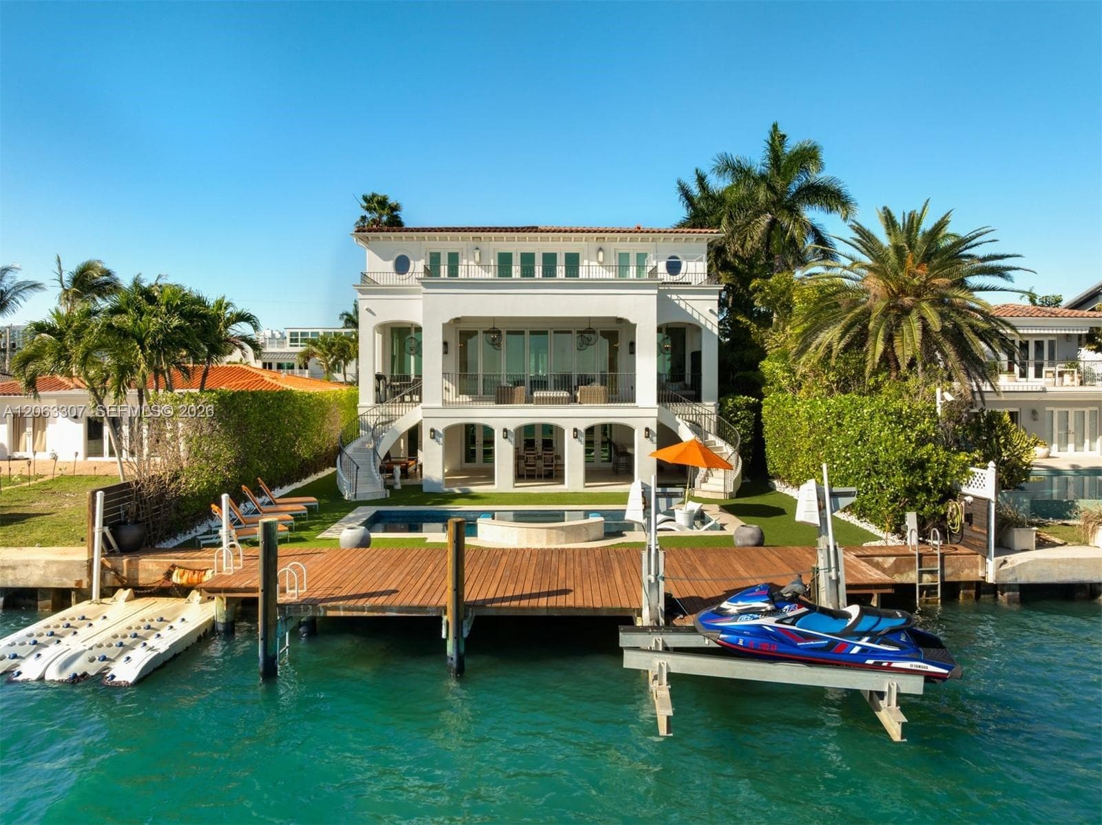 1460 S Treasure Dr, North Bay Village, FL 33141 — zdjęcie 5