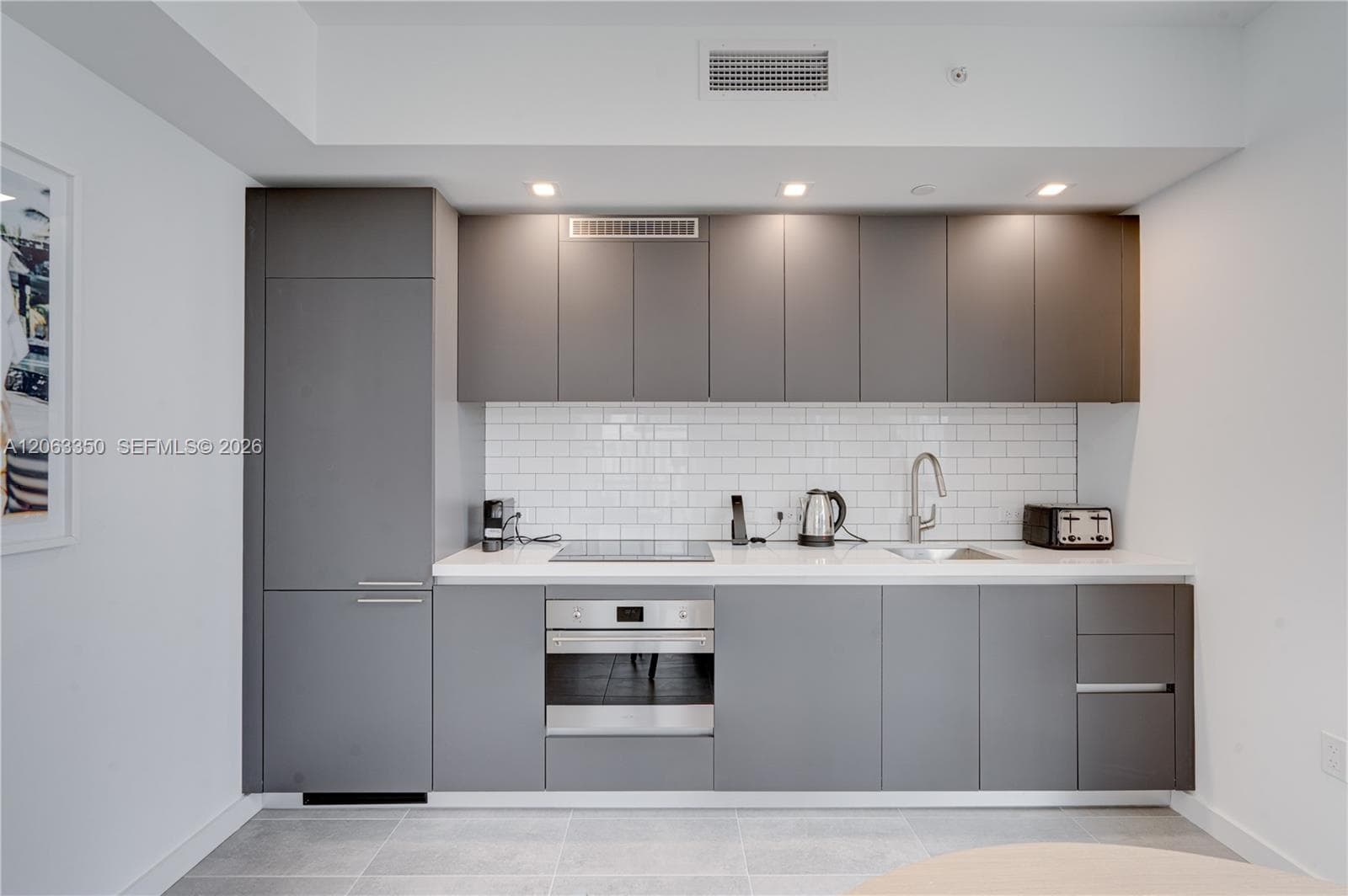 227 NE 2nd St # 2500, Miami, FL 33132 — zdjęcie 3