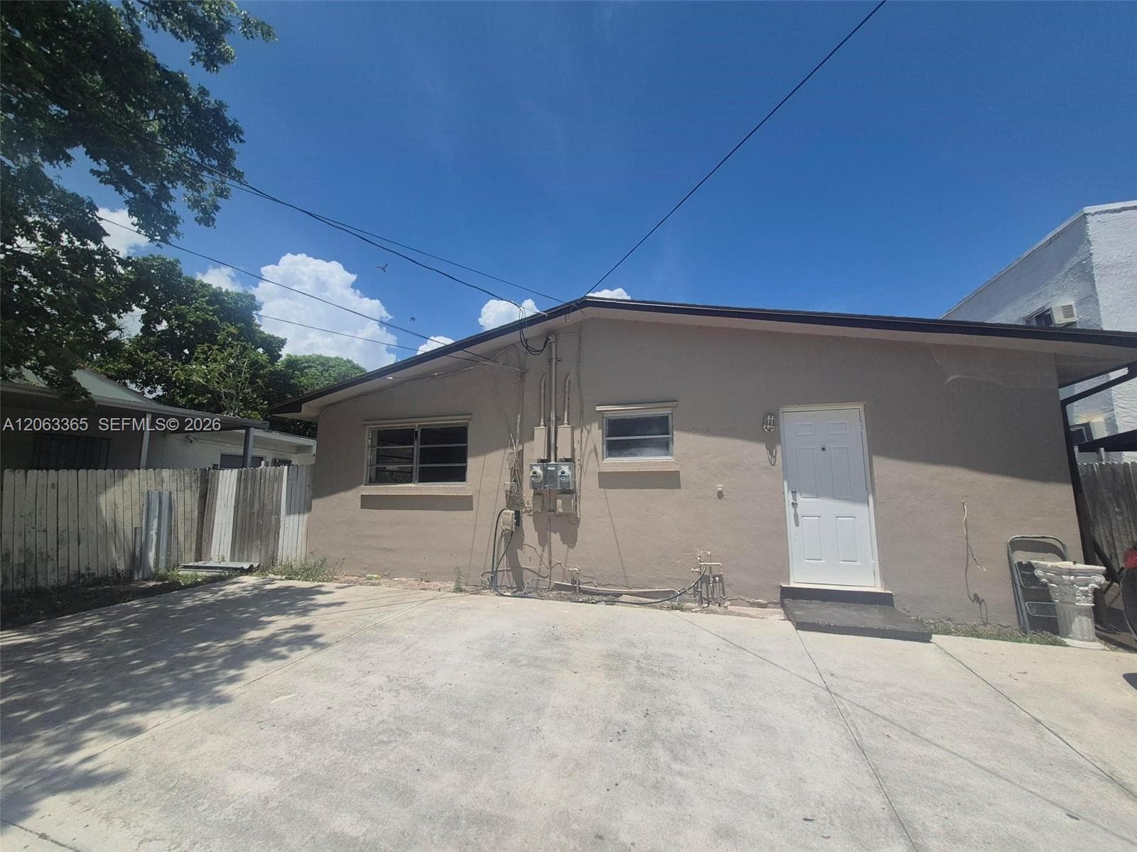 1715 SW 4th St # 1717, Miami, FL 33135 — zdjęcie 2