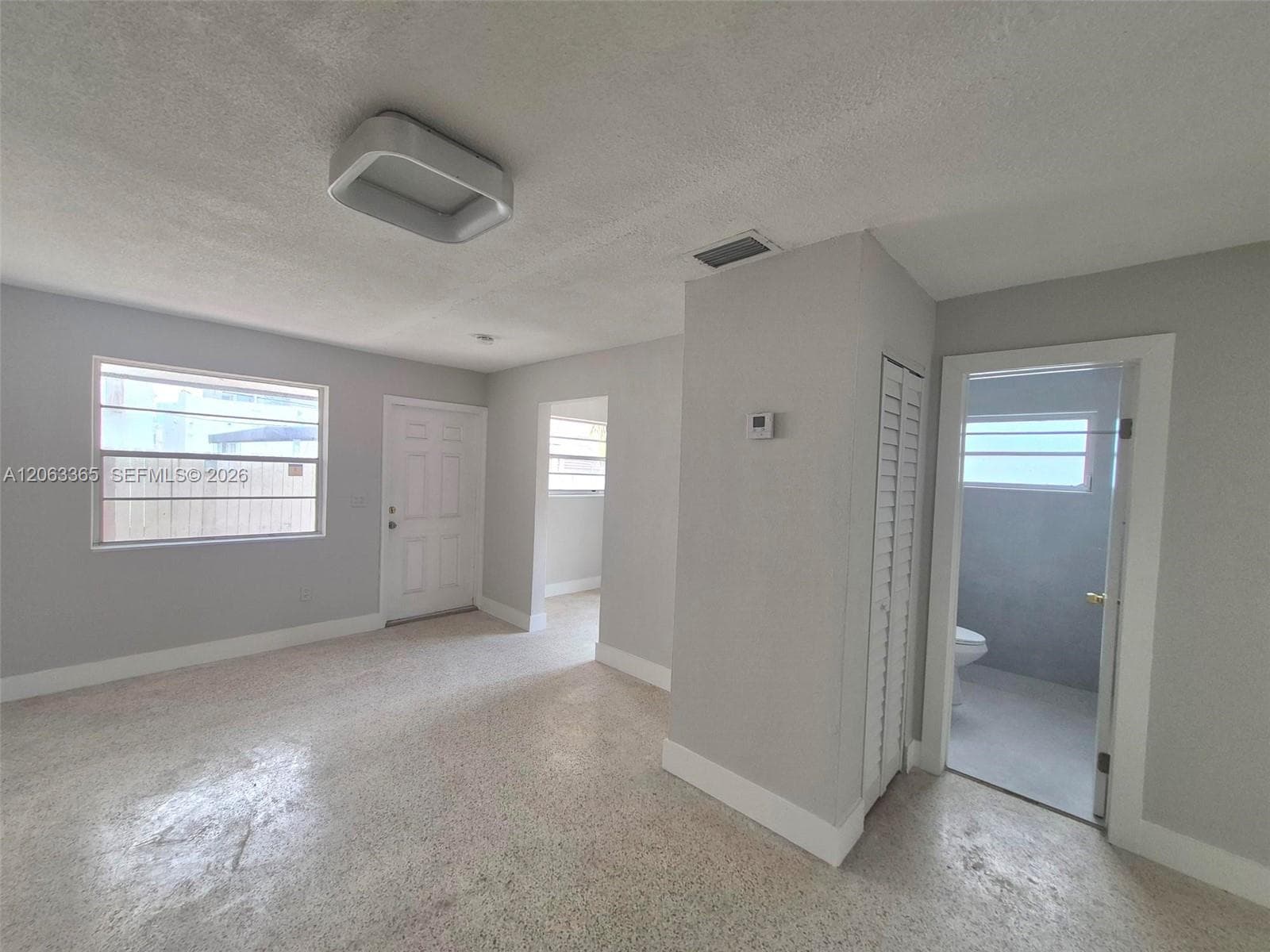 1715 SW 4th St # 1717, Miami, FL 33135 — zdjęcie 4
