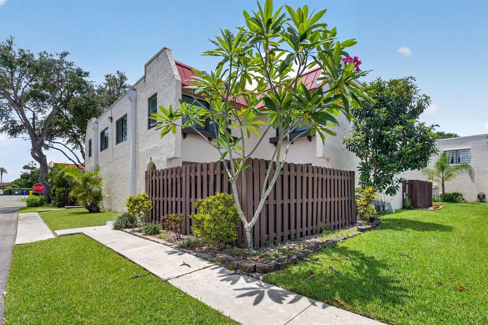 6352 SEVEN SPRINGS Boulevard # B, FL 33463 — zdjęcie 2