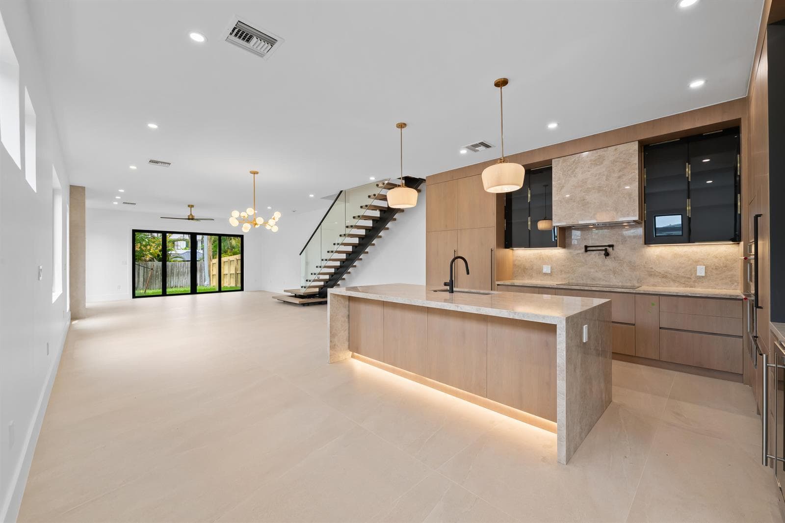 1131 NE 12th Avenue, Fort Lauderdale, FL 33304 — zdjęcie 5