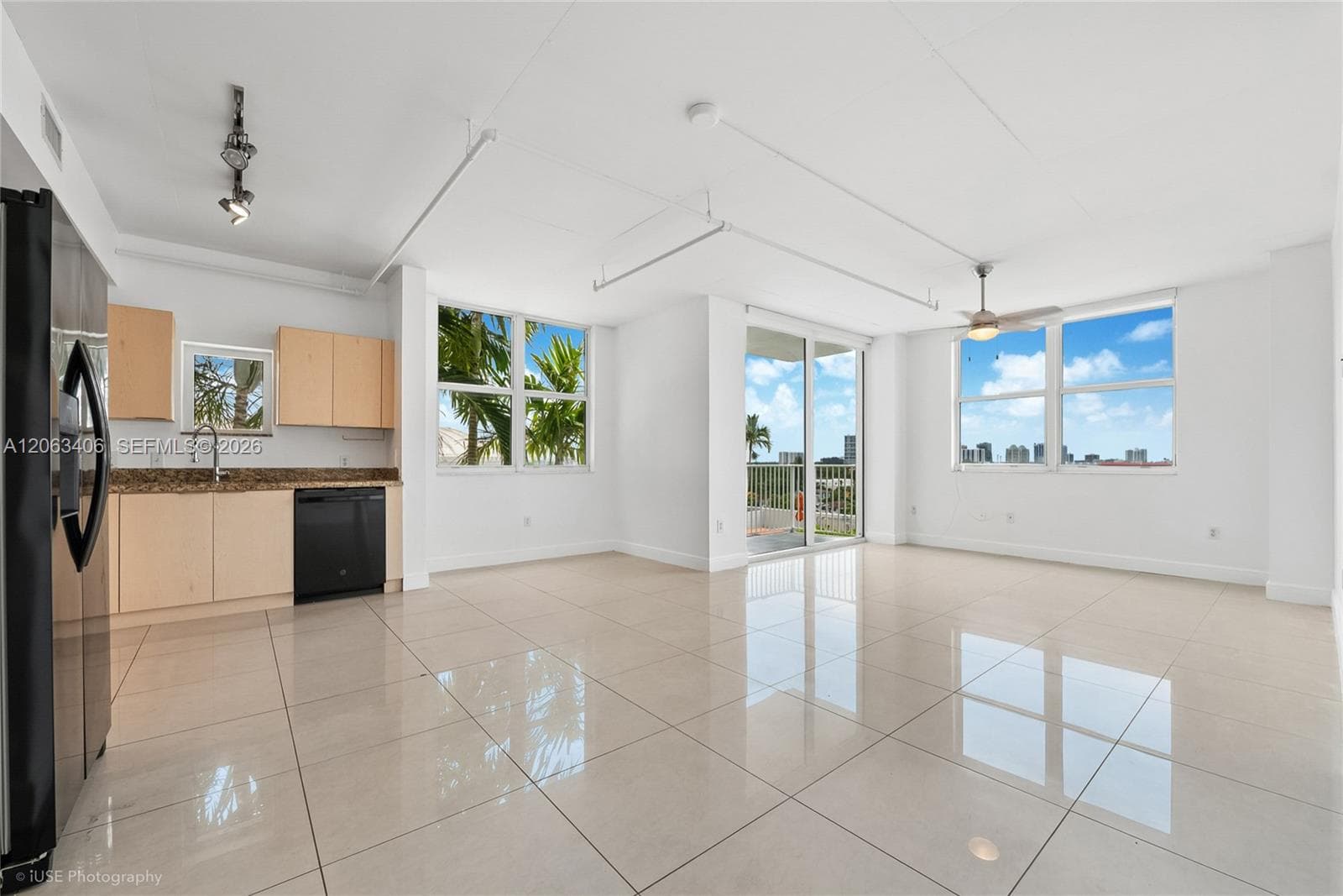 3180 SW 22nd Ter # 601, Miami, FL 33145 — zdjęcie 3