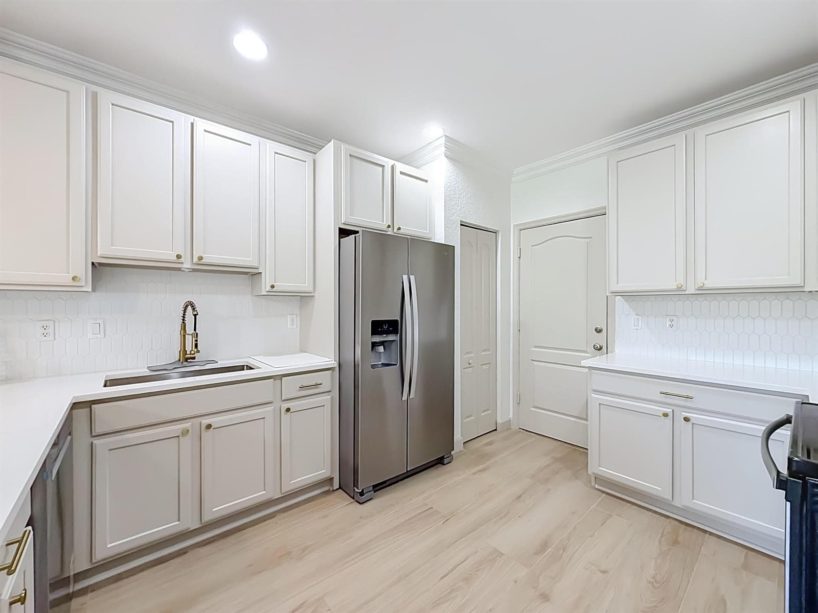 4106 WINDMILL PALM Way, FL 33463