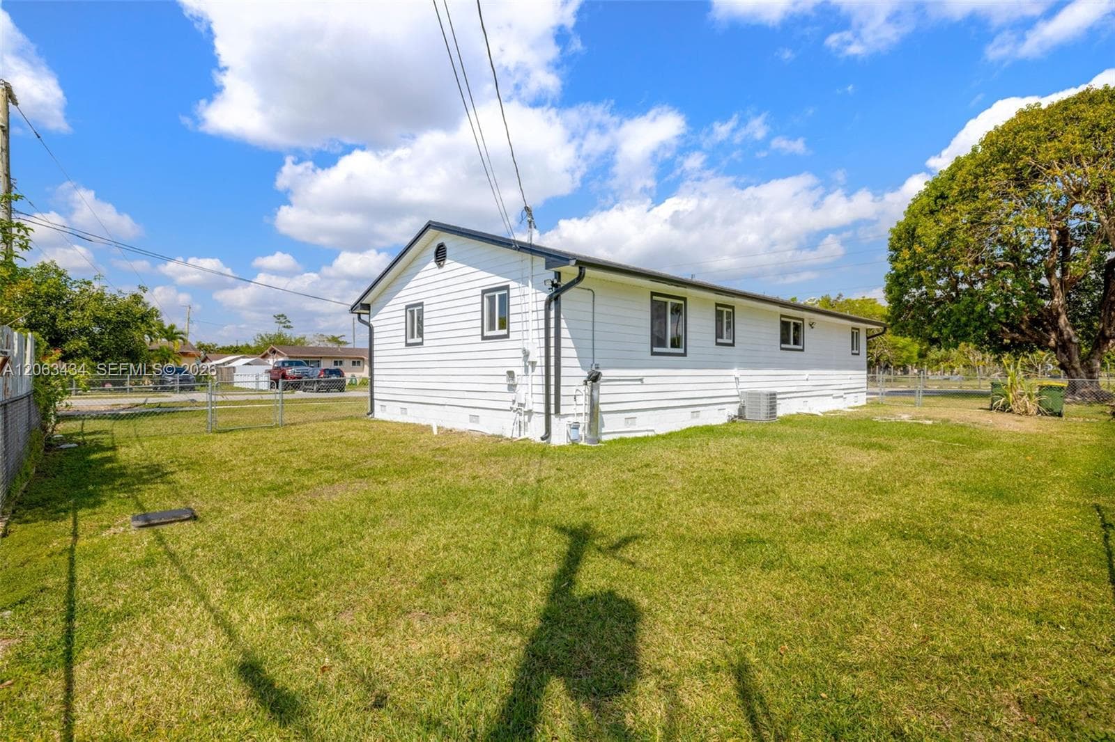 1867 NW 8th Ave, Homestead, FL 33030 — zdjęcie 4