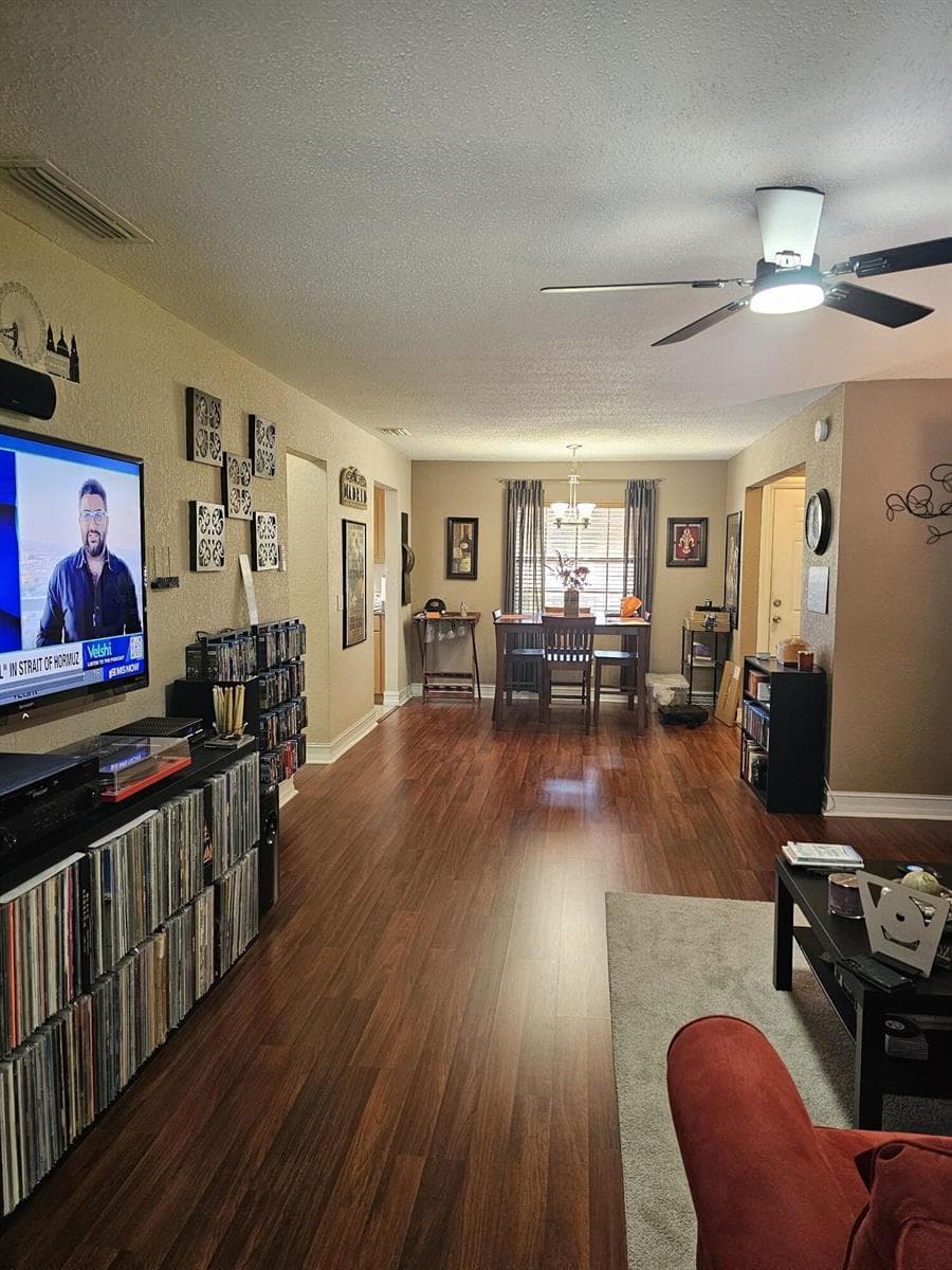 200 COUNTRY CLUB Drive # 108, Largo, FL 33771 — zdjęcie 2