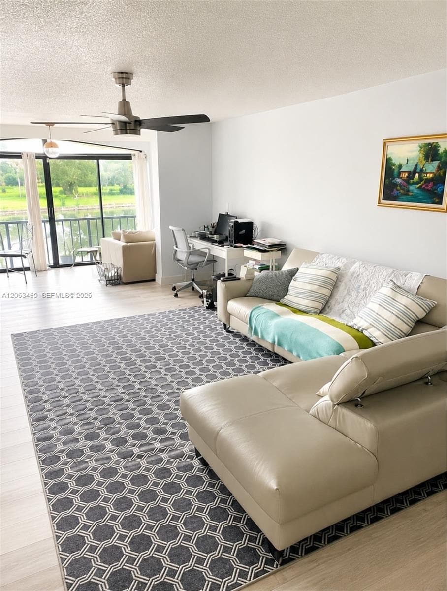 3760 Inverrary Dr # 2P, Lauderhill, FL 33319 — zdjęcie 3