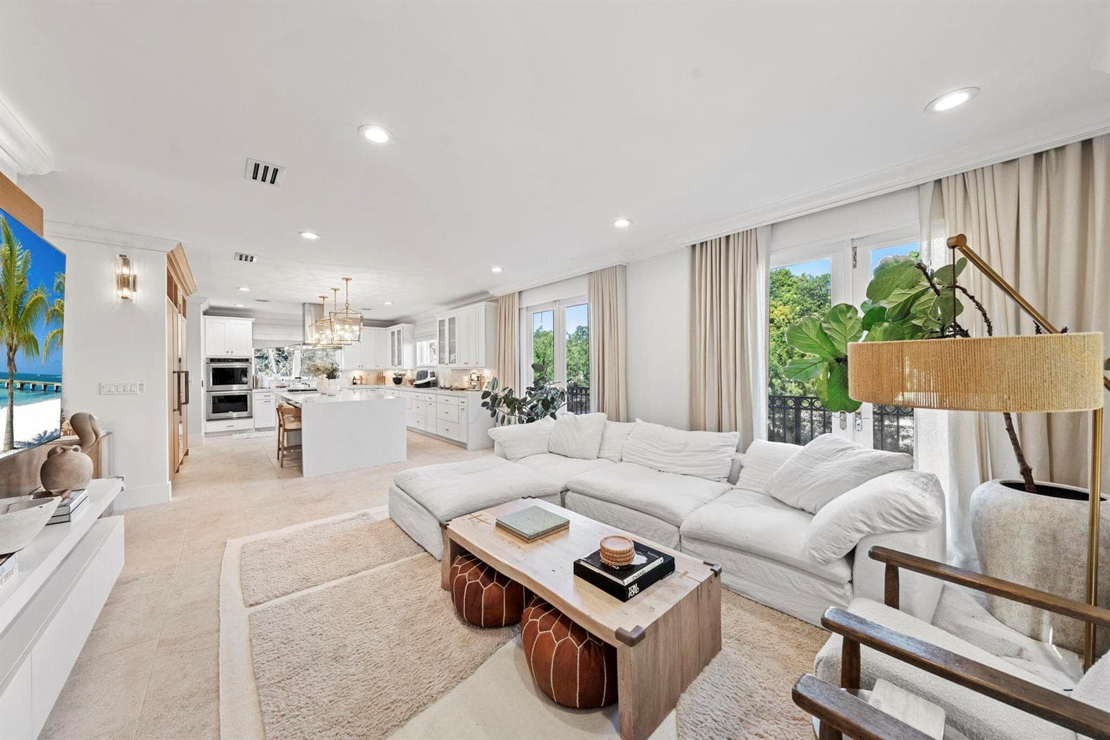 2765 Brickell Court, Miami, FL 33129 — zdjęcie 5