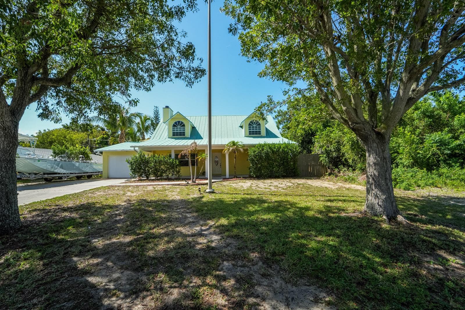 8645 SE Alabama Place, Hobe Sound, FL 33455 — zdjęcie 3