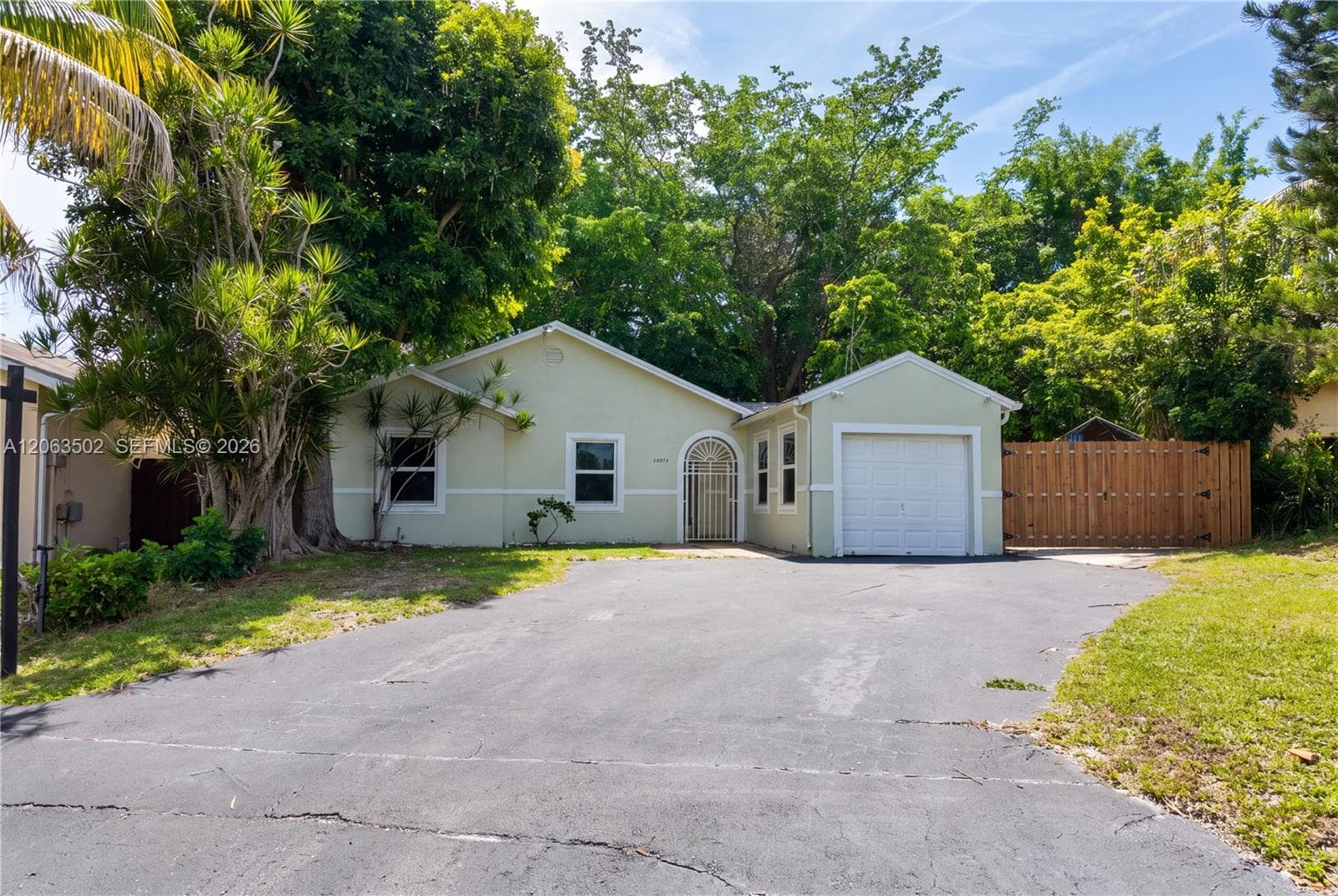 25039 SW 127th Pl, Homestead, FL 33032