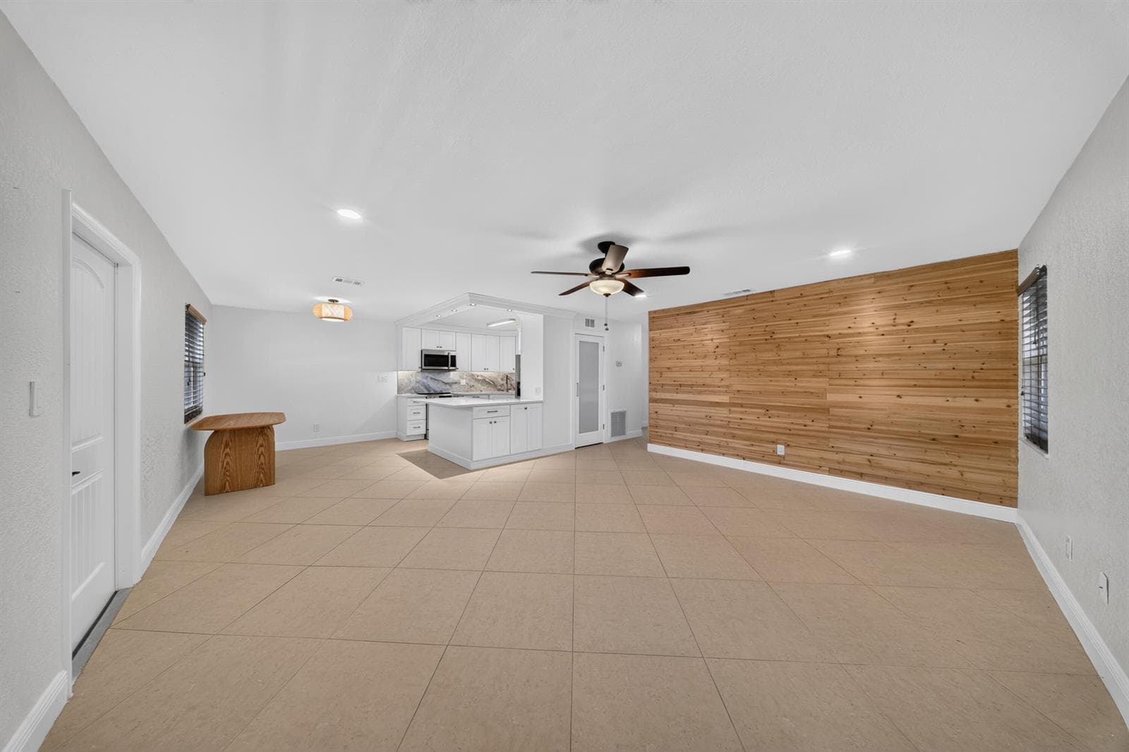 2319 Tamarind Drive, Fort Pierce, FL 34949 — zdjęcie 4