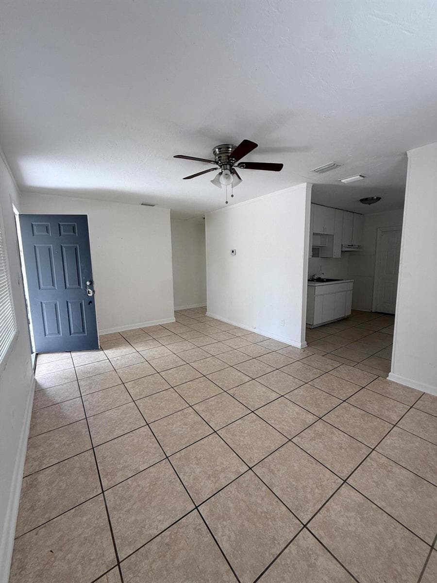 865 W 3RD Street, Riviera Beach, FL 33404 — zdjęcie 2