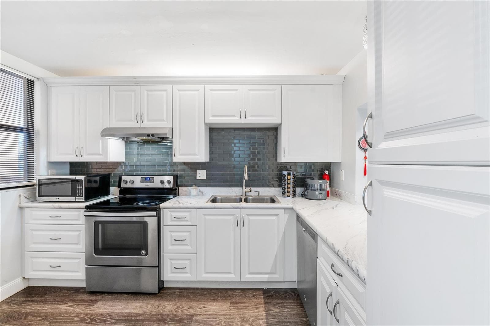 8437 FOREST HILLS Drive # 203, Coral Springs, FL 33065 — zdjęcie 3