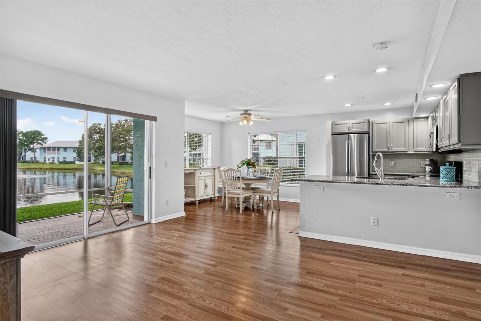 1103 SW Swan Lake Circle # 102, FL 34986 — zdjęcie 3