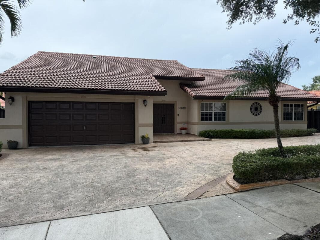 16820 NW 80th Court, Hialeah, FL 33016 — zdjęcie 2