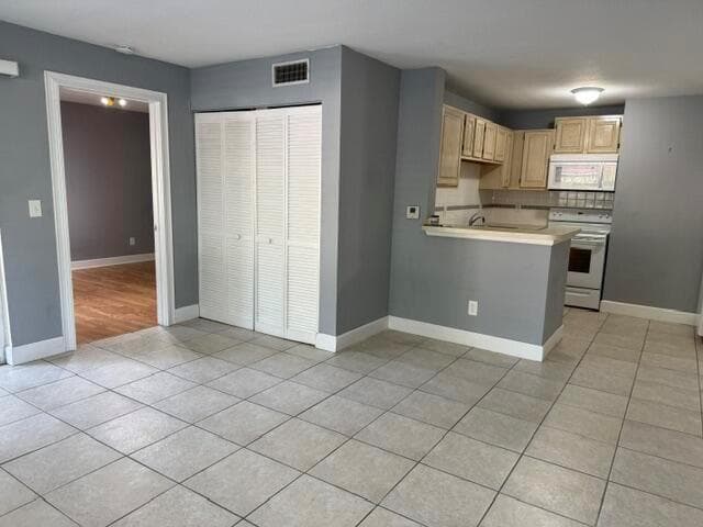 1865 Palm Cove Boulevard # 9-106, Delray Beach, FL 33445