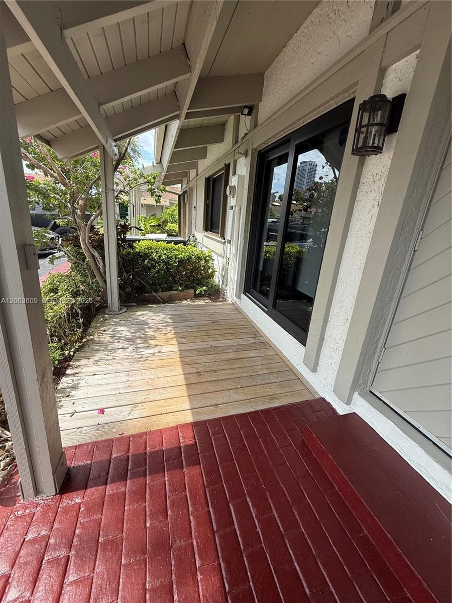 2645 S Parkview Dr # 2645, Hallandale Beach, FL 33009 — zdjęcie 2