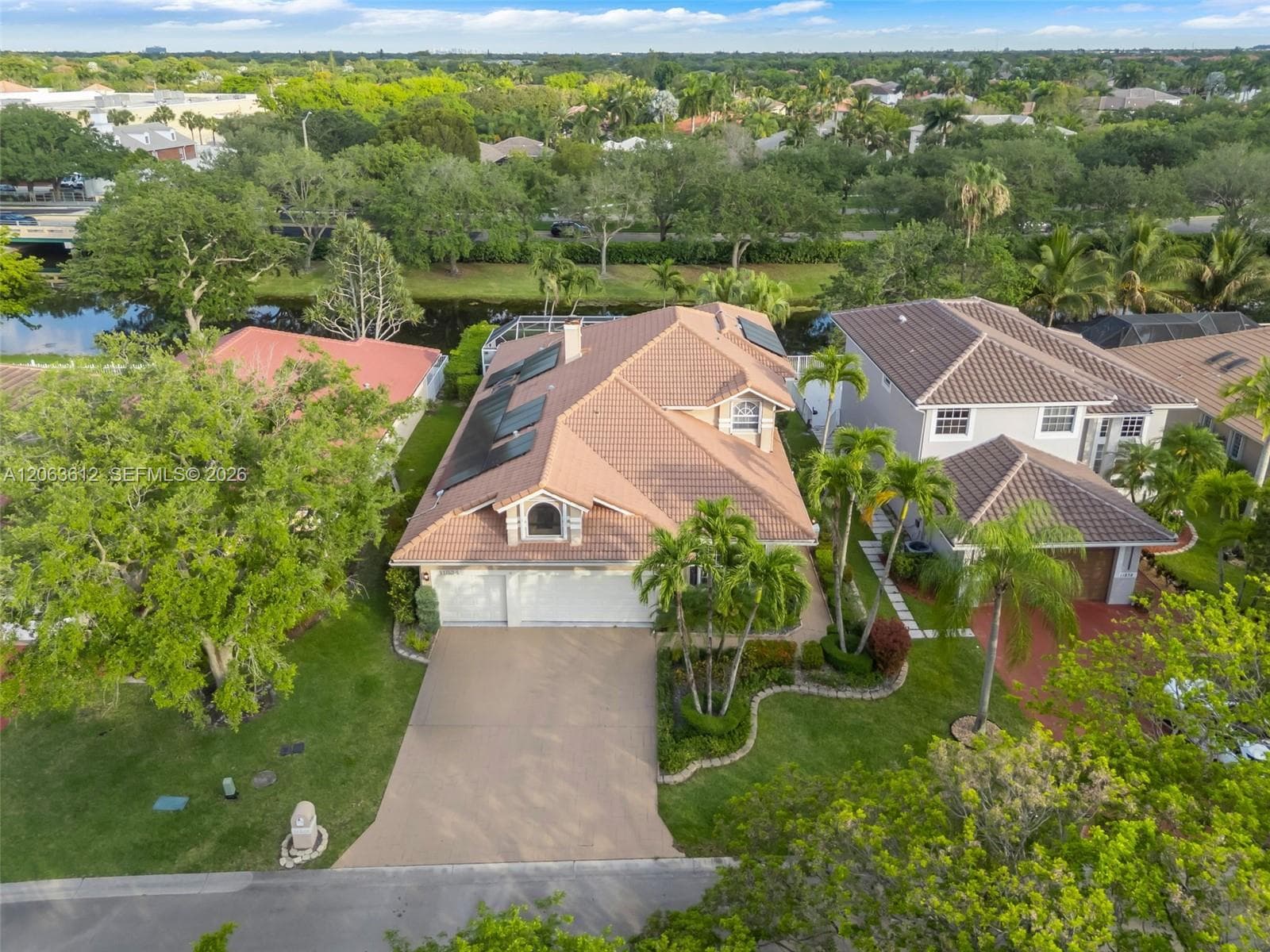 11834 Highland Pl, Coral Springs, FL 33071 — zdjęcie 4