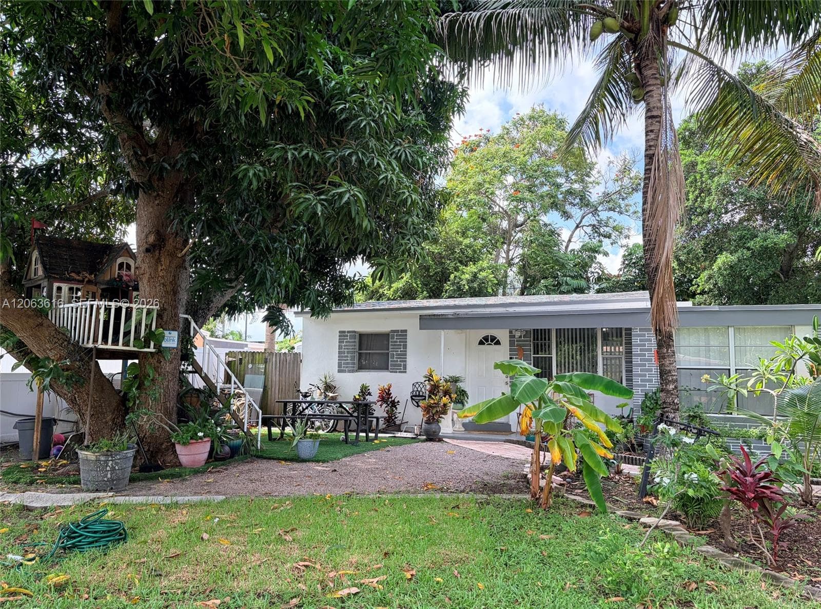 1448 NE 27th St, Pompano Beach, FL 33064 — zdjęcie 2